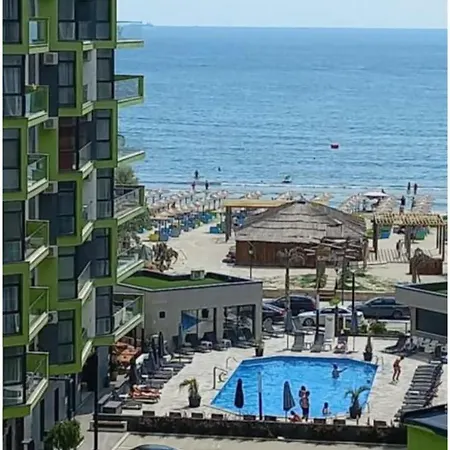 Apartment Alezzi Piscina Plaja La 20m Navodari