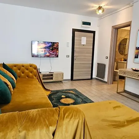Alezzi Piscina Plaja La 20m Apartment Navodari
